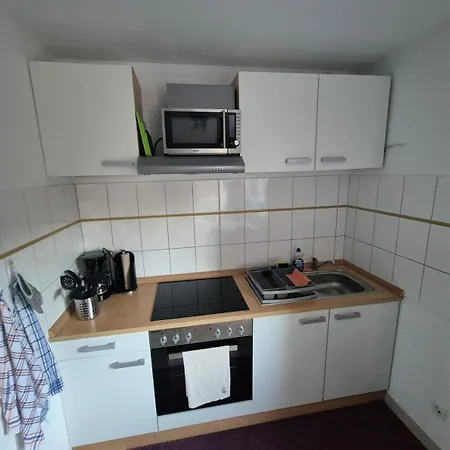 Apartment 2 Raum Voll Ausgestattet 15 Min Von Dresden *